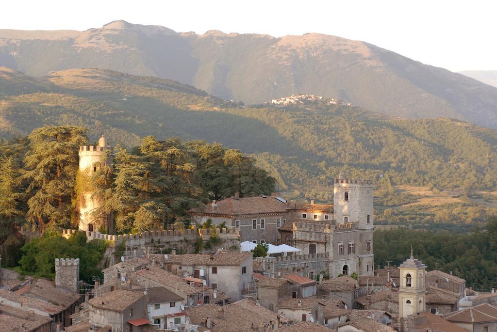 Bed and Breakfast Il Sorriso Dei Monti Orvinio Exterior foto