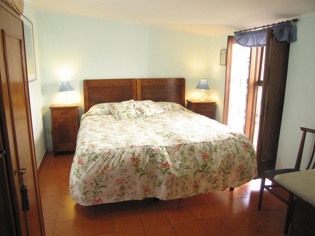 Bed and Breakfast Il Sorriso Dei Monti Orvinio Habitación foto